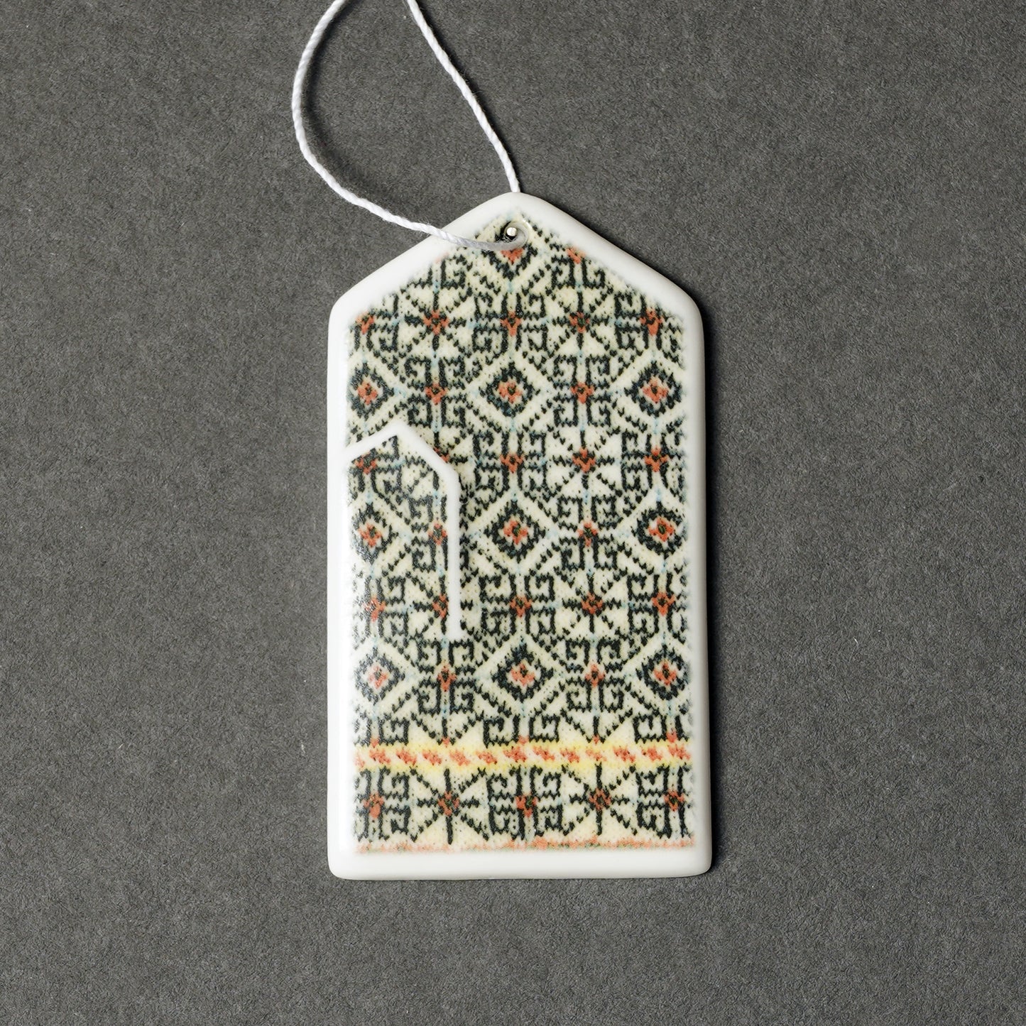 Porcelain Decorations For Christmas Trees - Gloves With Print