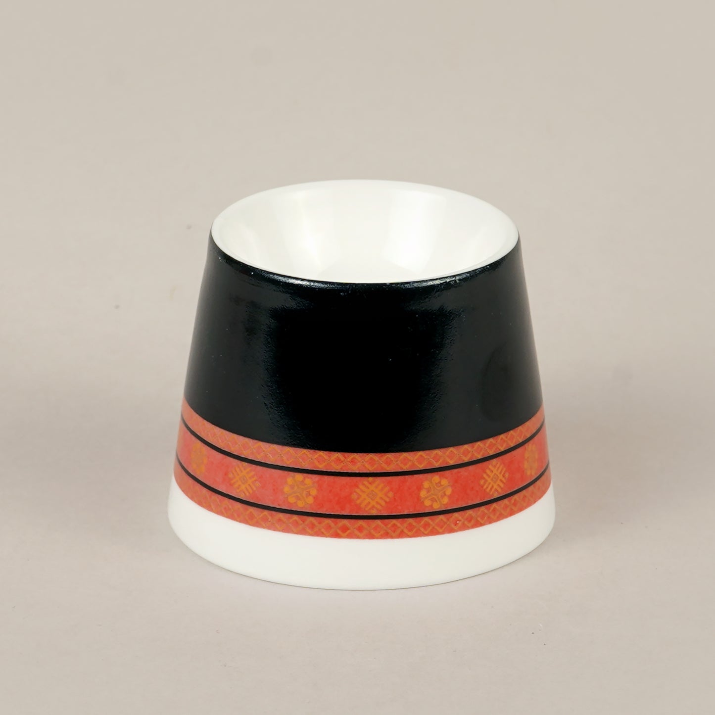 Porcelain Egg Holder with print