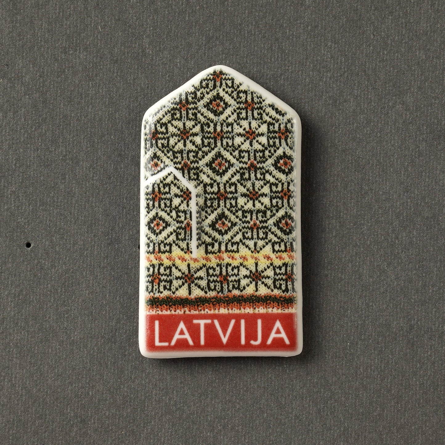 Porcelain Magnet - Gloves With Print + LATVIJA