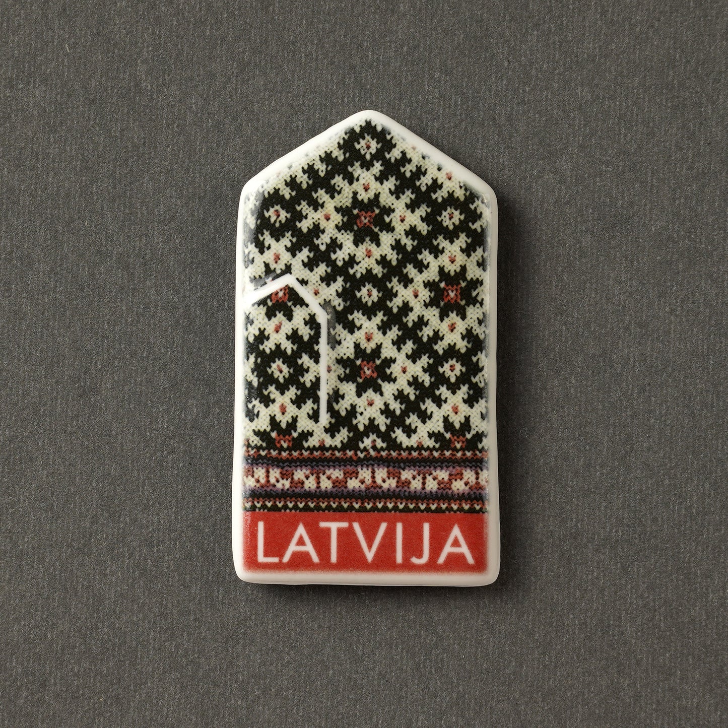 Porcelain Magnet - Gloves With Print + LATVIJA
