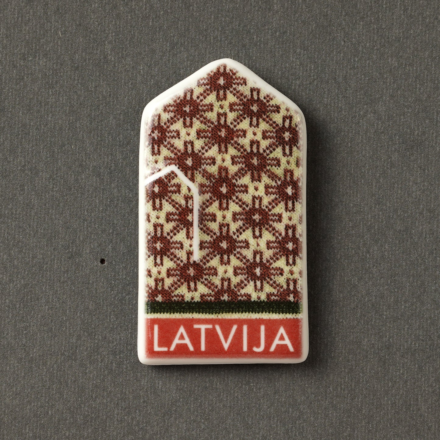 Porcelain Magnet - Gloves With Print + LATVIJA