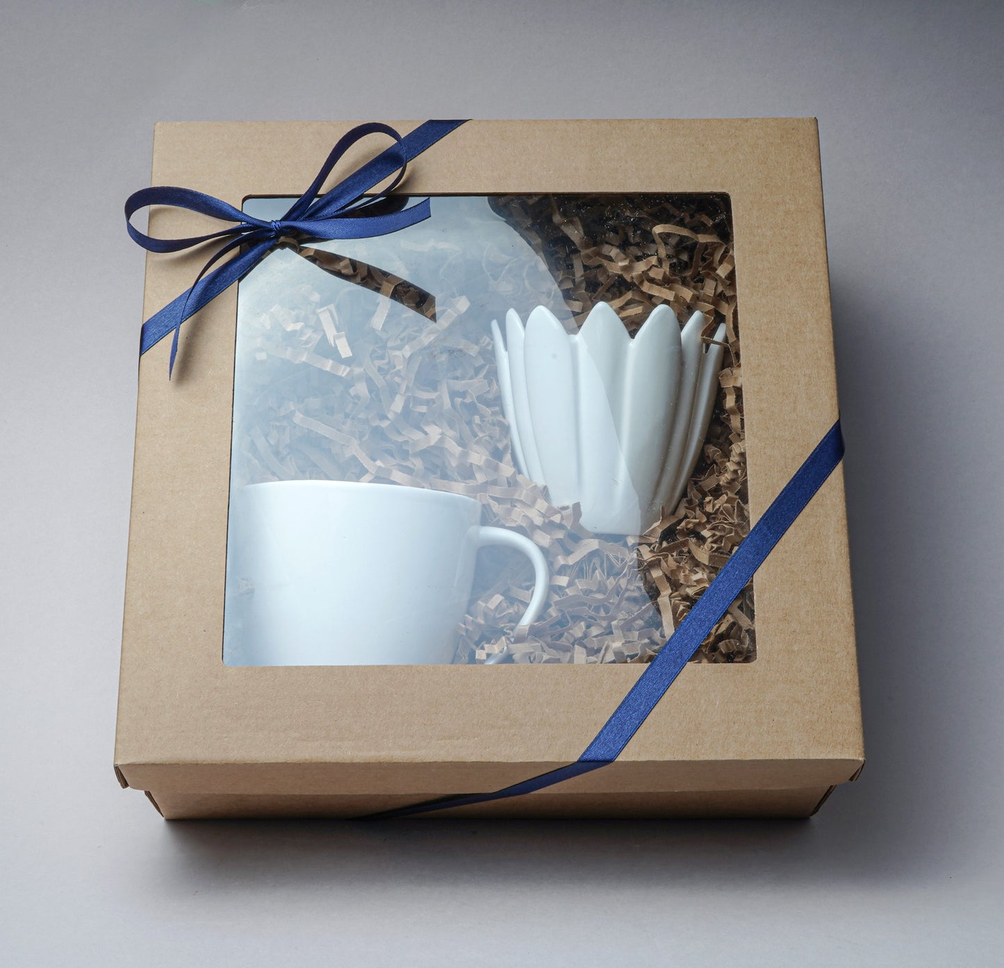 Gift sets. 4.1. 1 pcs Smooth Mug and 1 pcs Tea strainer Waterlilly