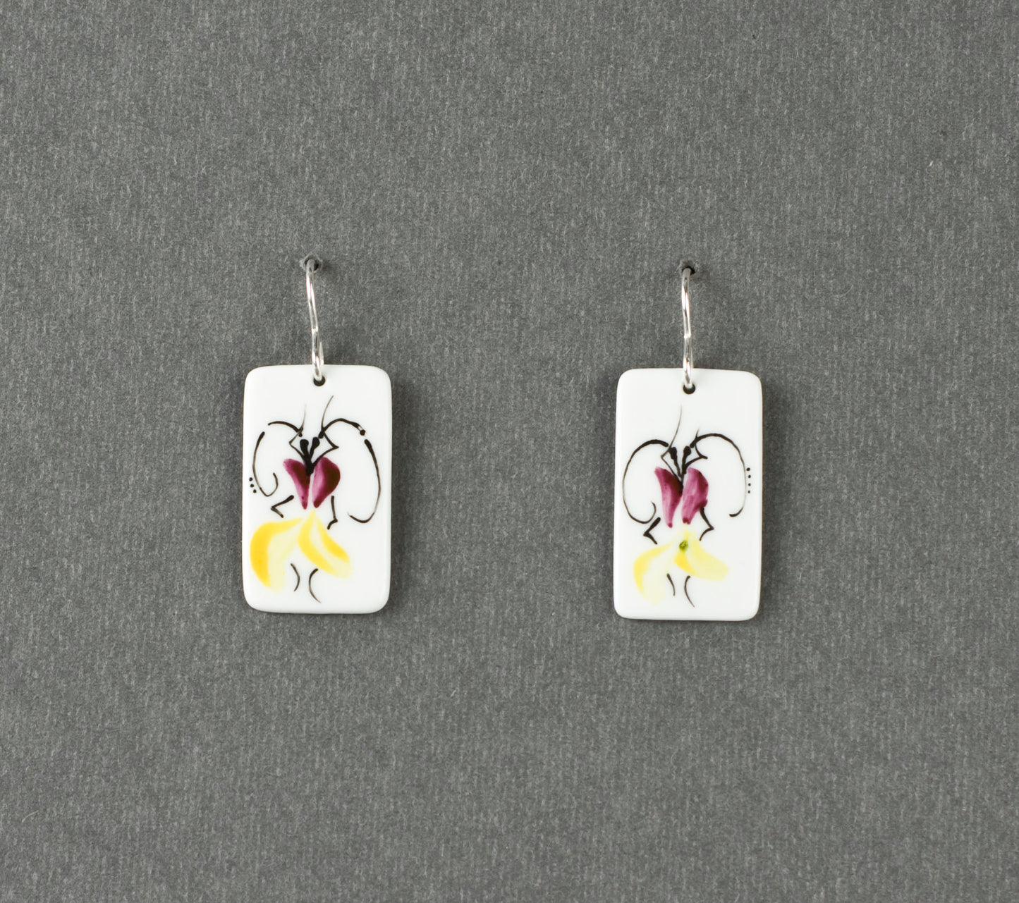 Beetle 3.1. Rectangular S earrings
