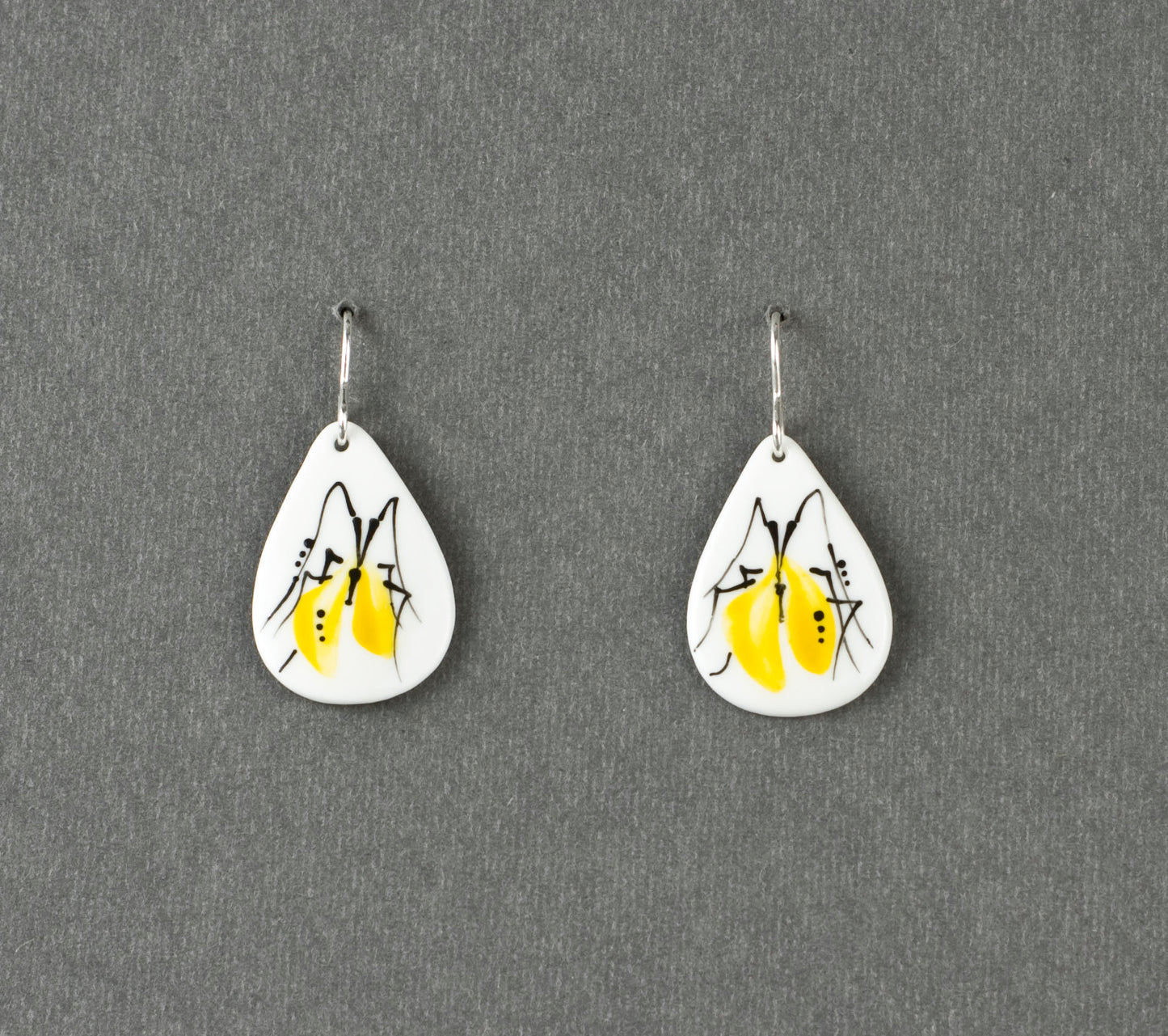 Beetle 2.3. Drop S earrings