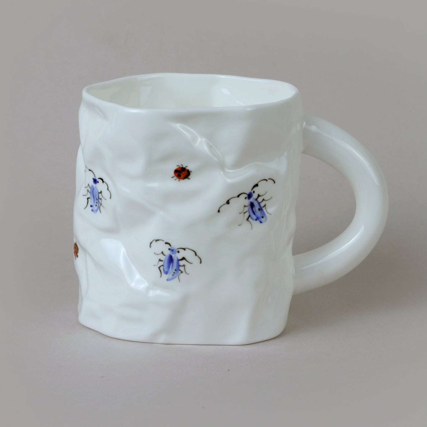 Beetle 2.3. Crumpled Tea Mug