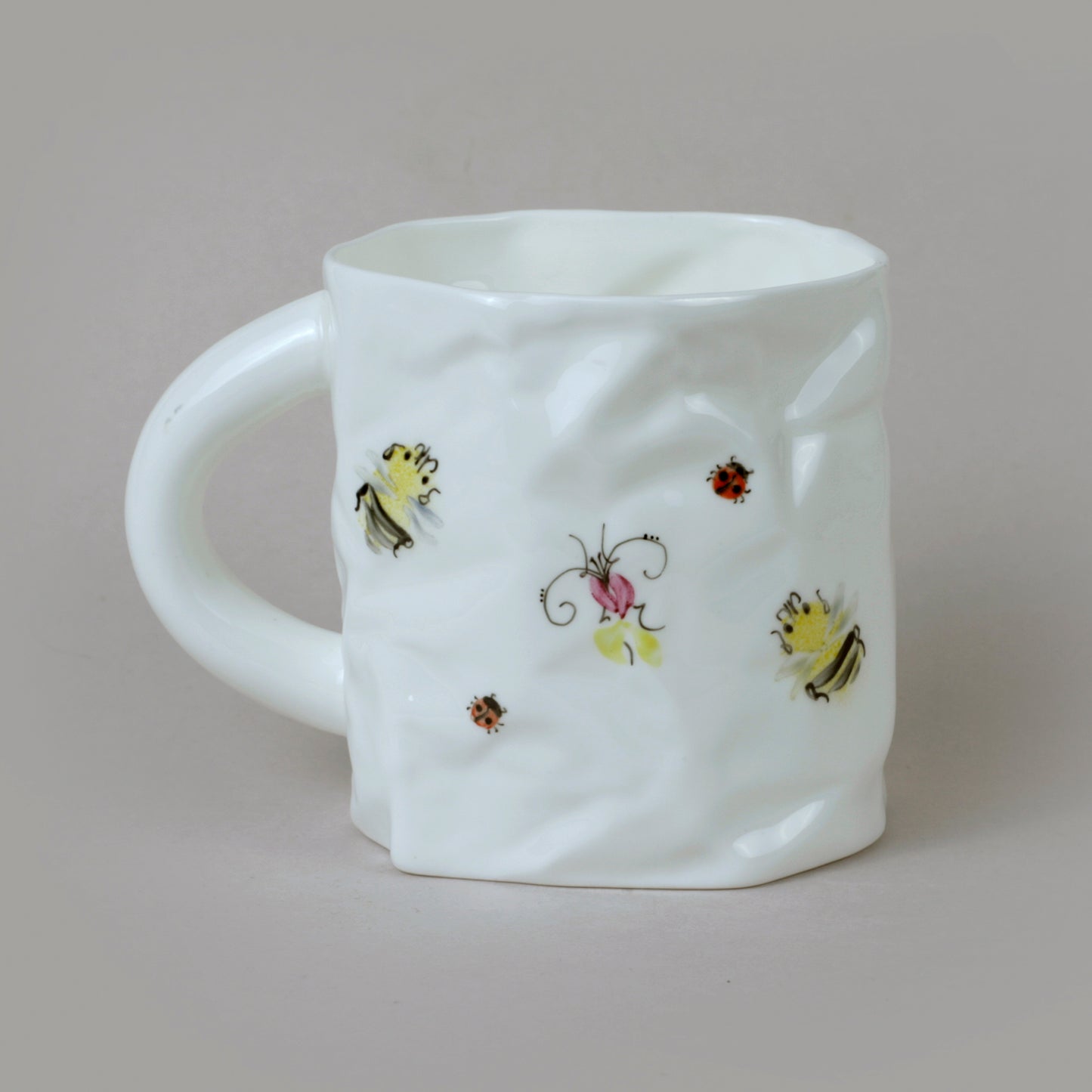 Beetle 2.5. Crumpled Tea Mug