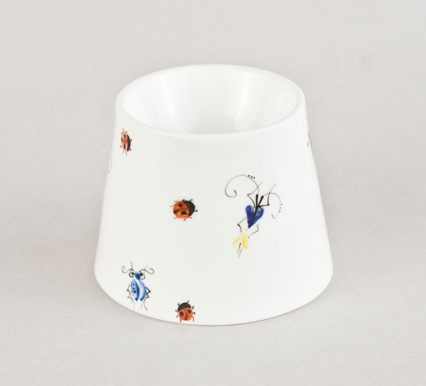 Beetle 6.14. Egg holder