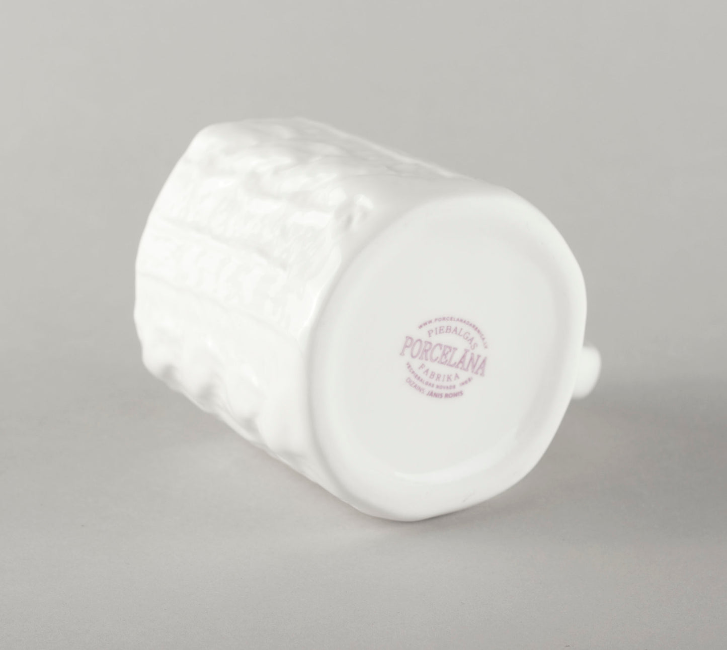 Porcelāna adīta kafijas krūze