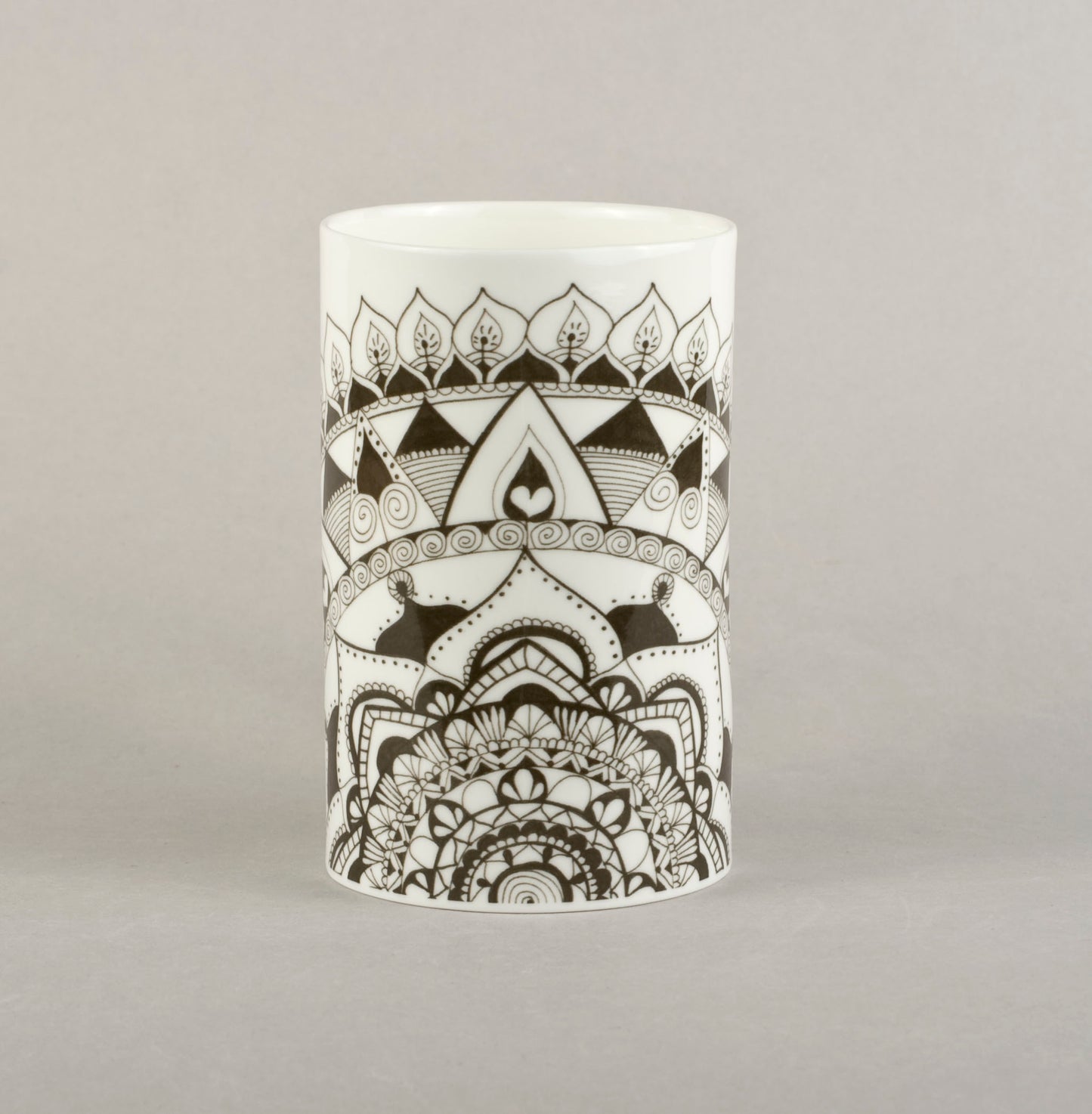 Mandala 4. Medium Mug
