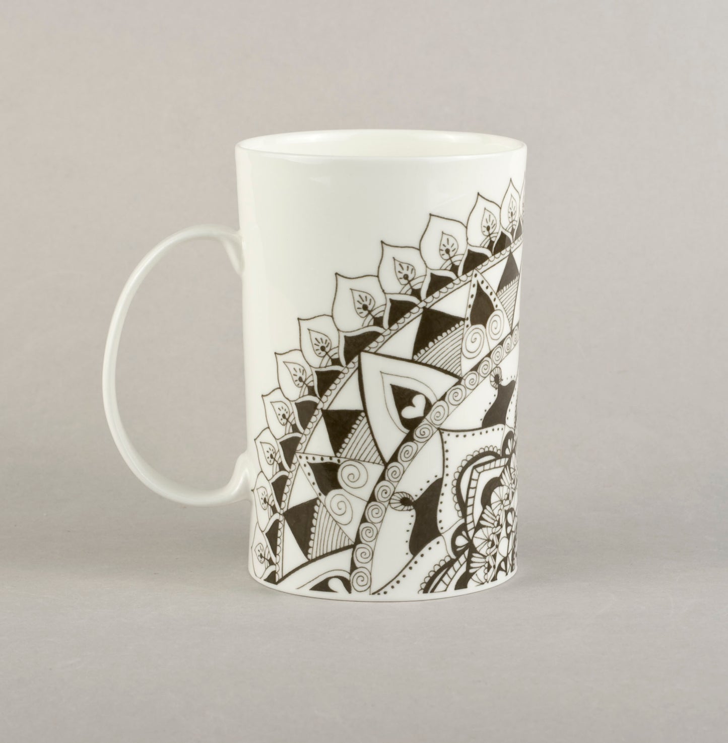 Mandala 4. Medium Mug