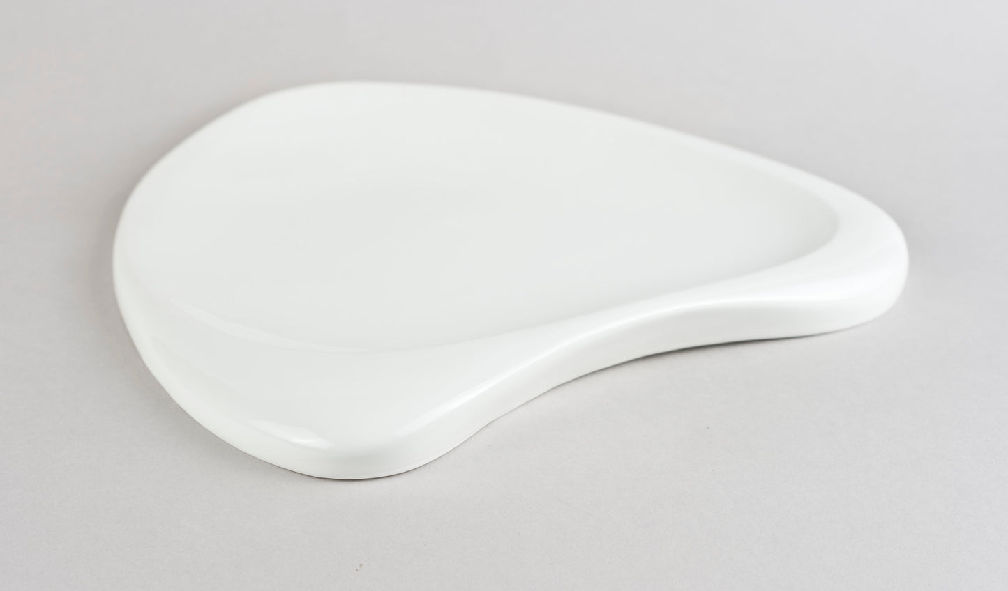 Porcelāna gludais šķīvis