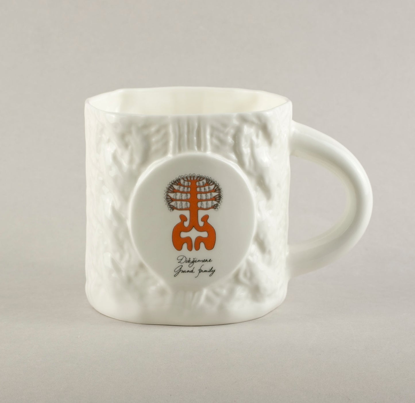 Grand Family. Knitted Tea Mug