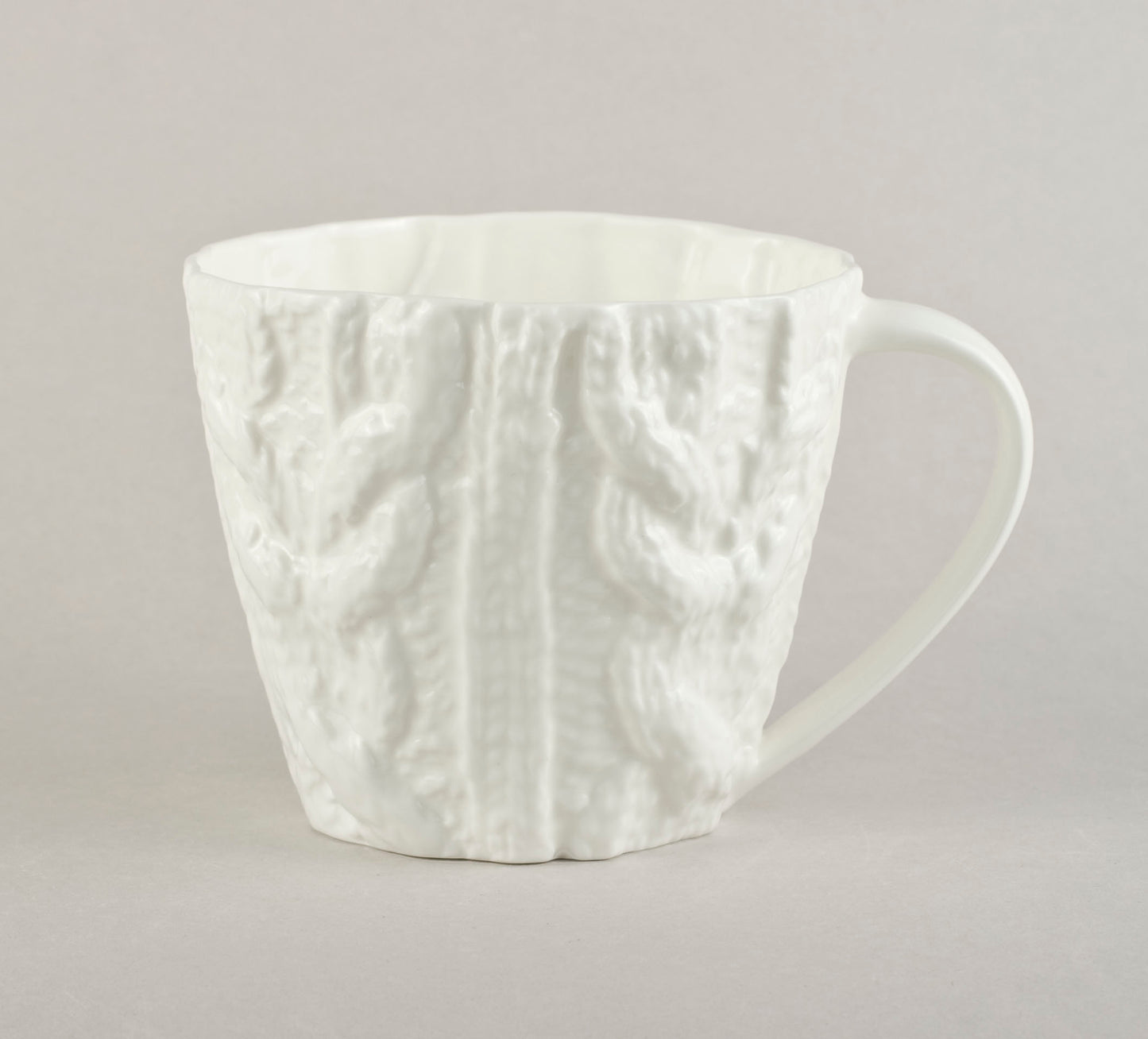 Porcelāna adīta tējas krūze Co