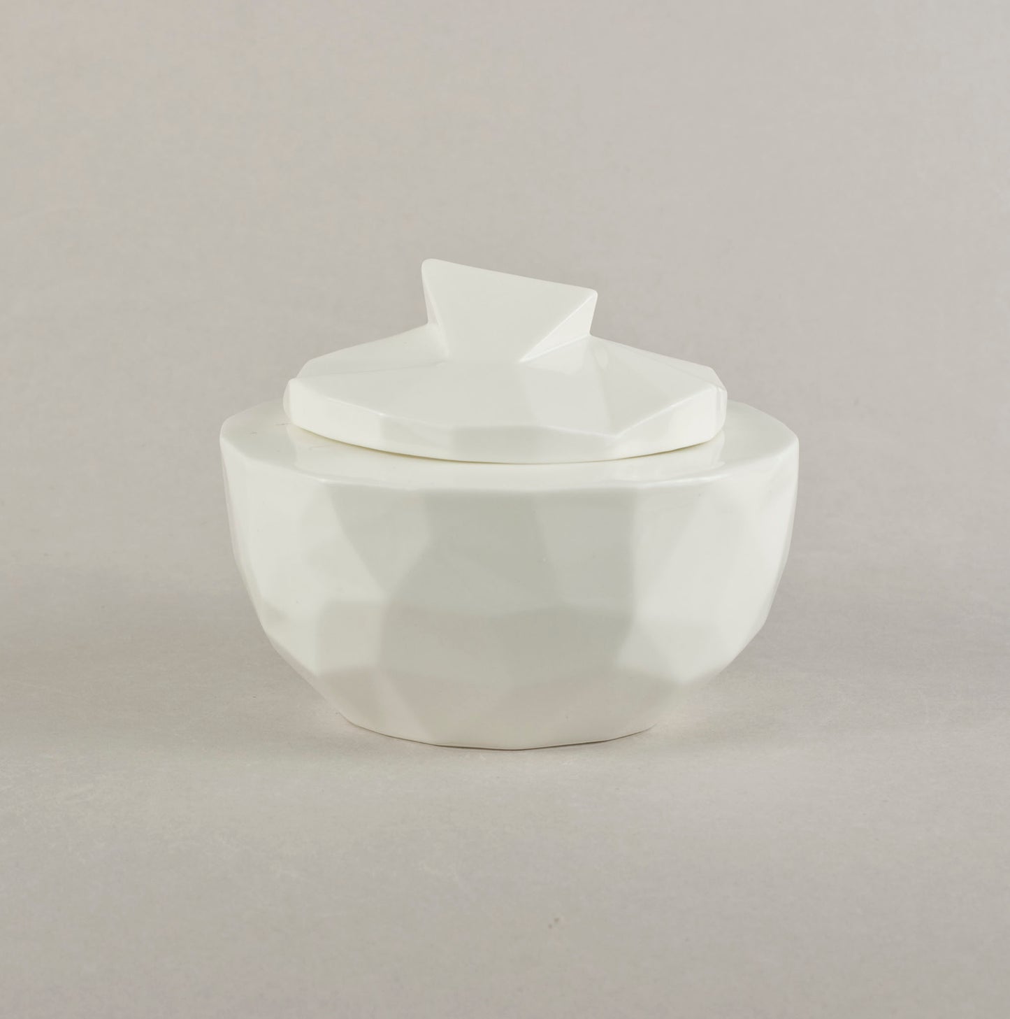 Porcelain Brilliant Sugar-Basin