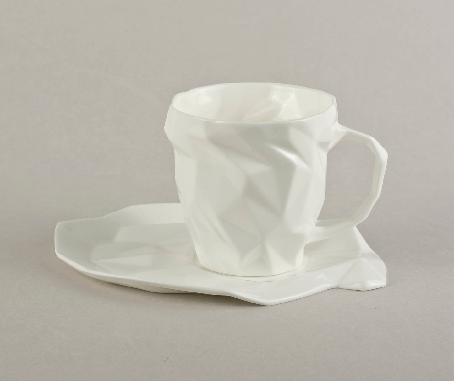 Porcelāna dimanta apakštase S (krūze nav iekļauta)