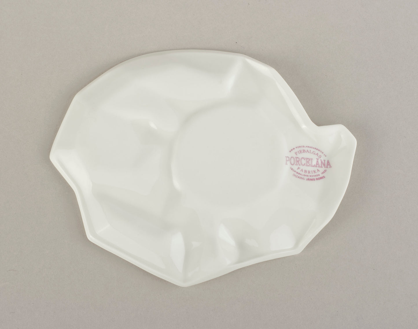 Porcelāna dimanta apakštase S (krūze nav iekļauta)