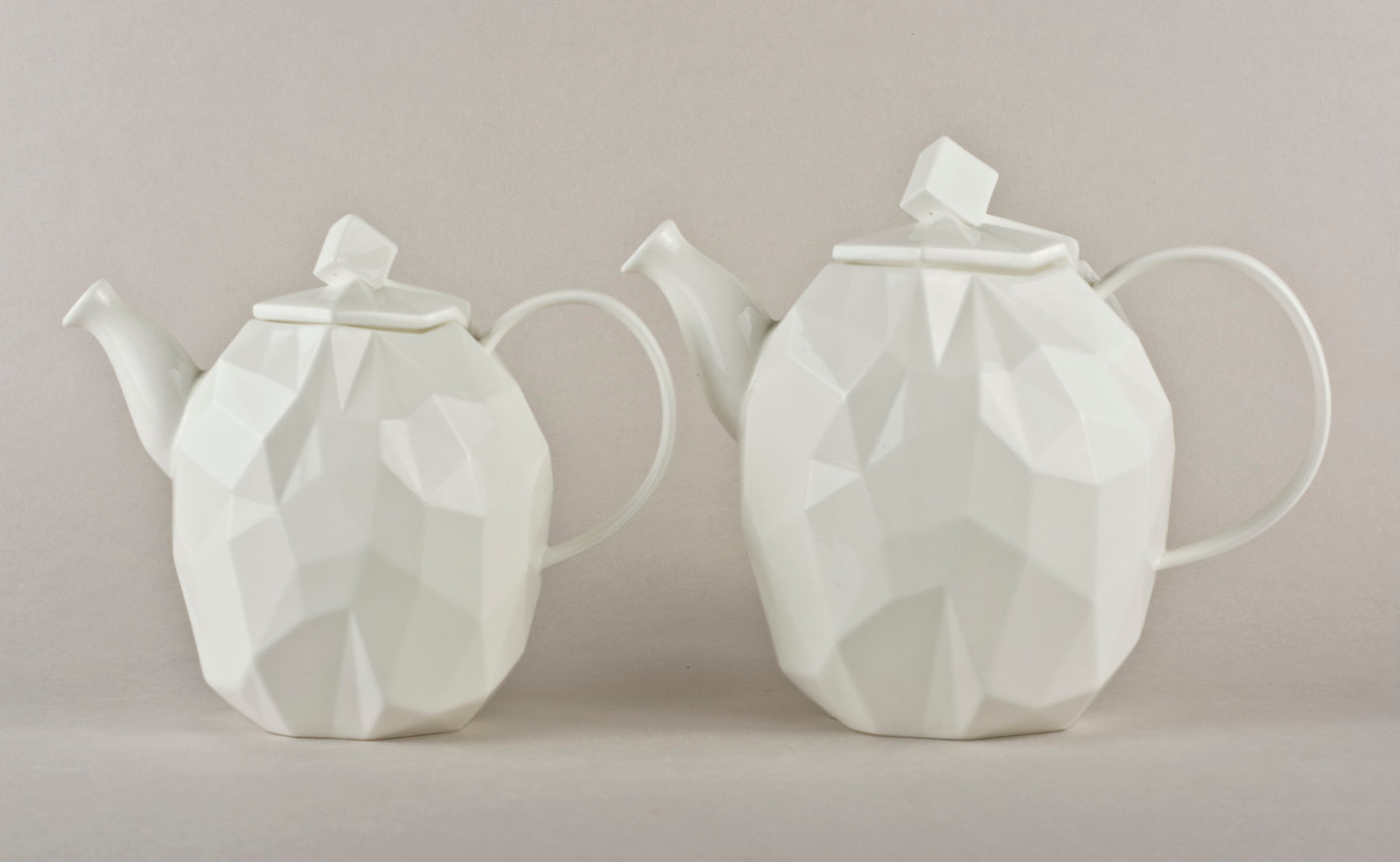 Porcelain Diamond Kettle L