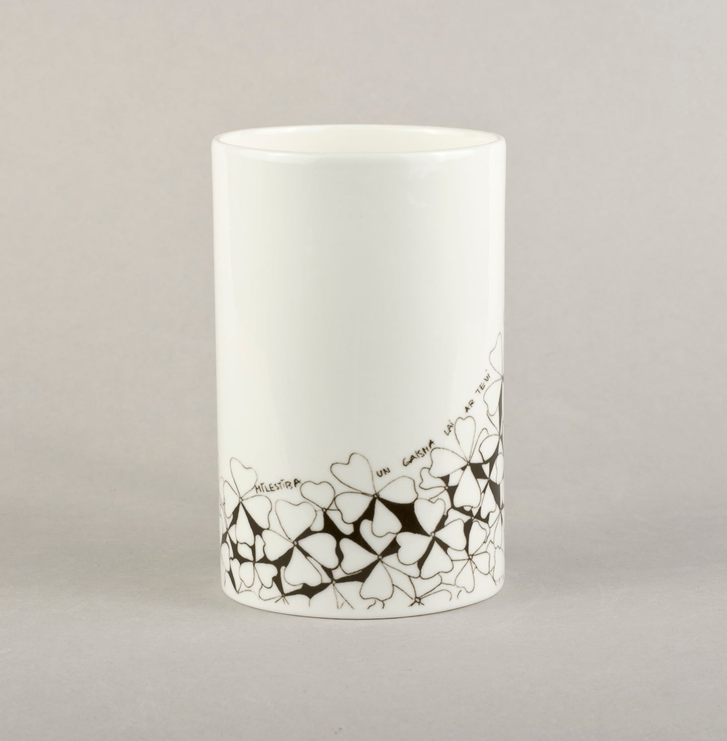 Mandala 8. Medium Mug