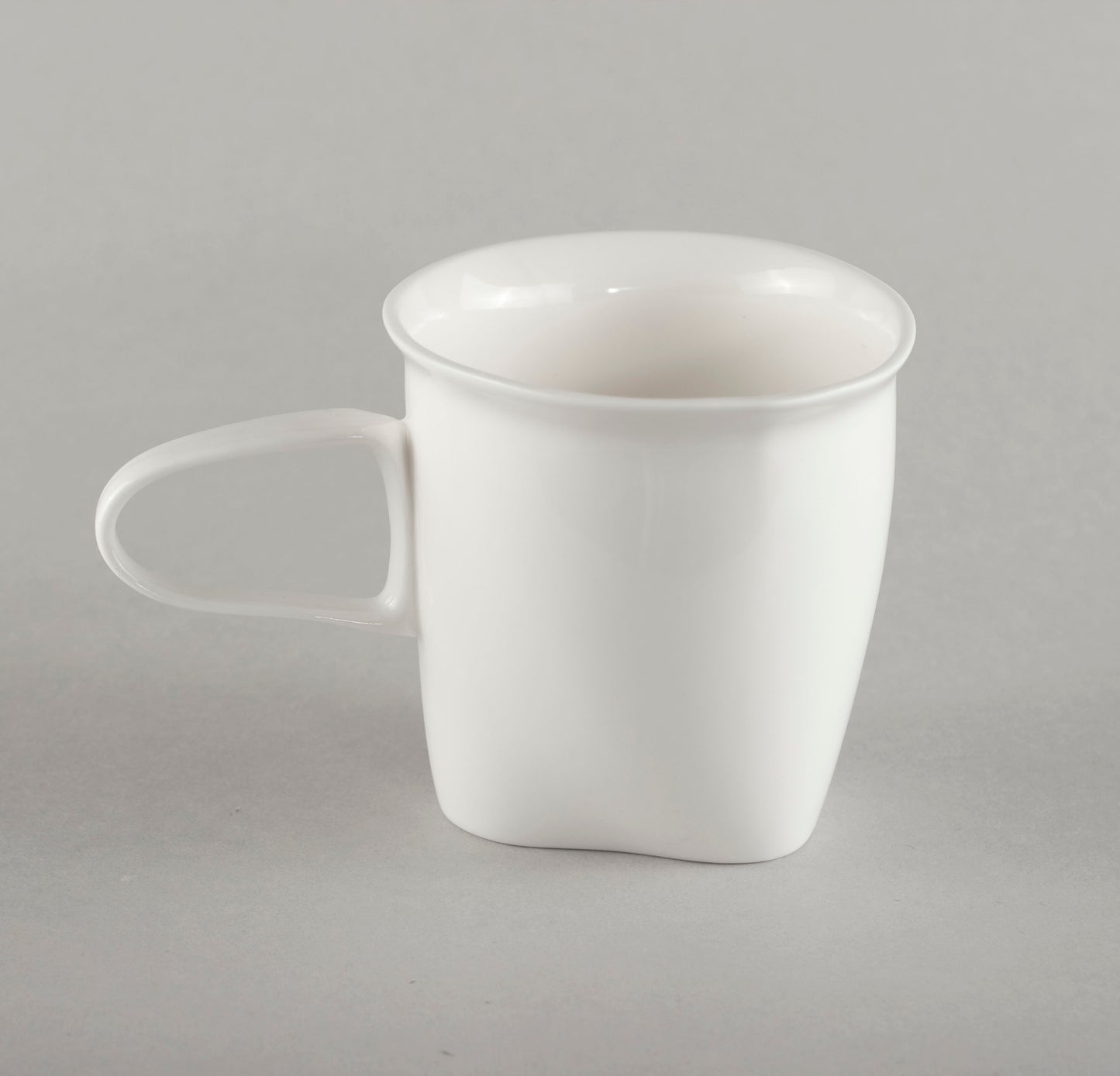 Porcelain Mug Lilly 1