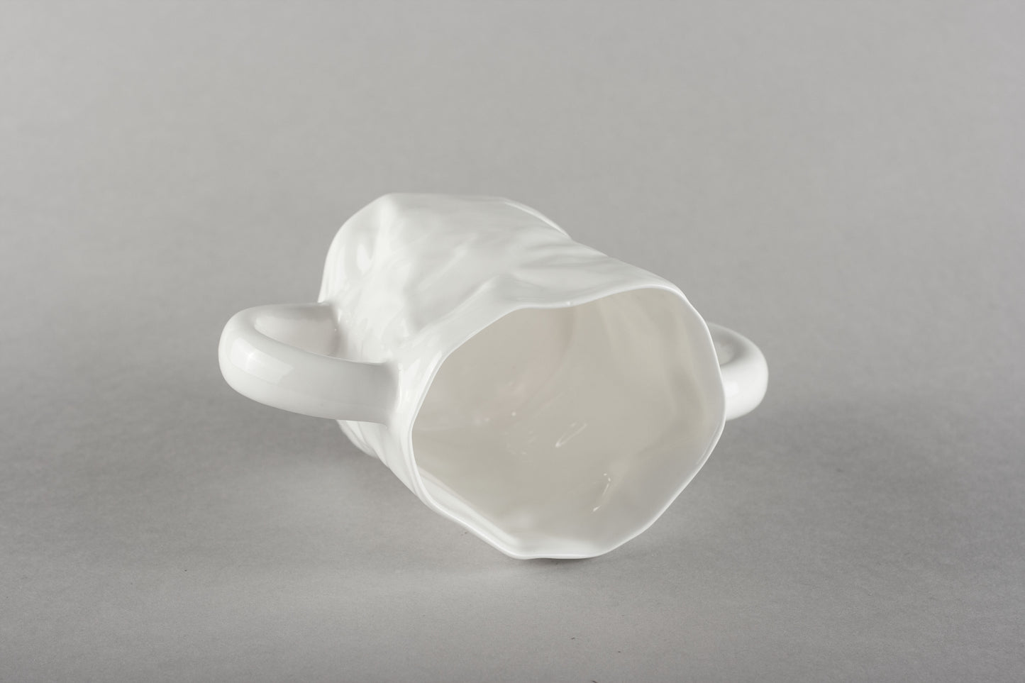 Porcelāna burzīts cukurtrauks