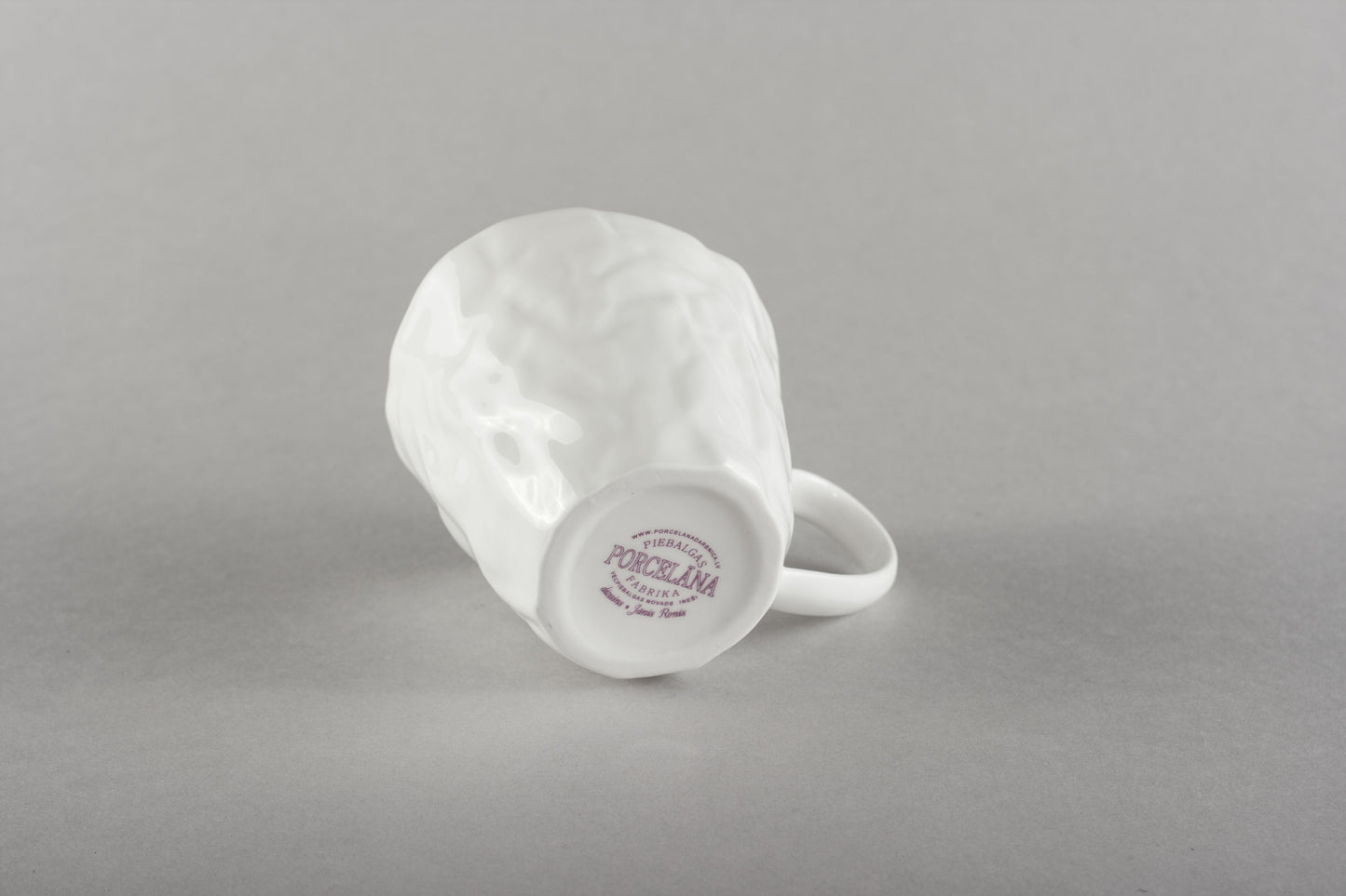 Porcelāna burzīta kafijas krūze Co