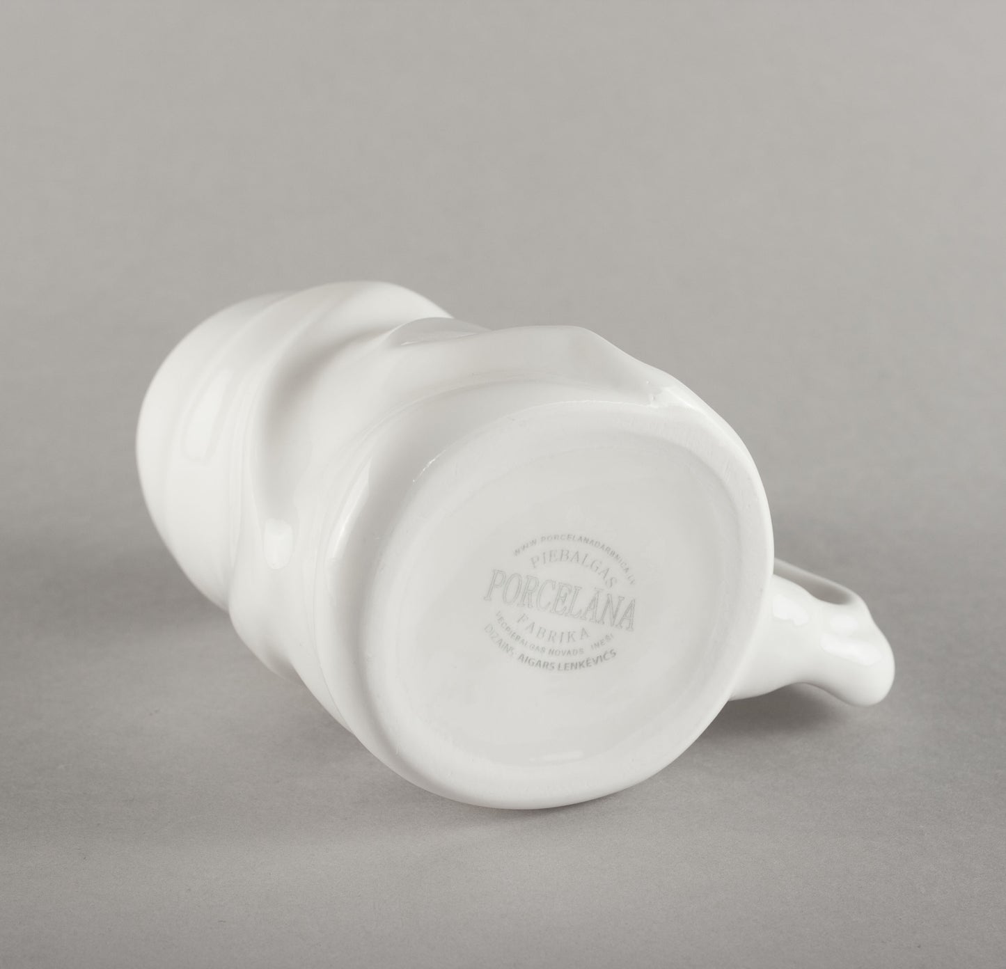 Porcelāna jūgendstila kauss