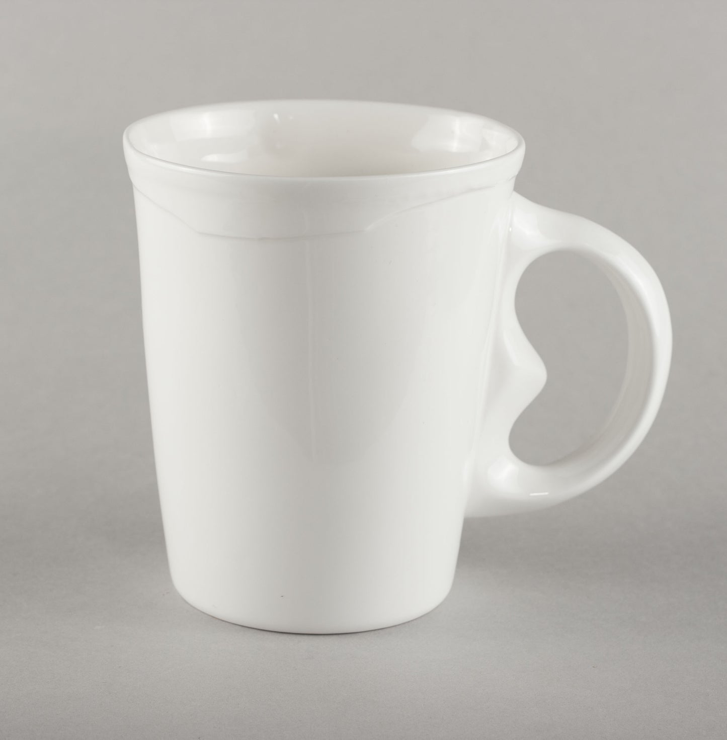 Porcelain Mug With No Snail