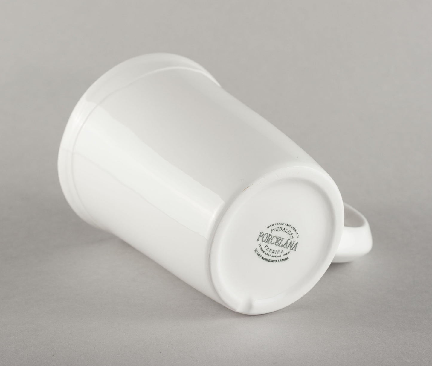 Porcelain Mug With No Snail