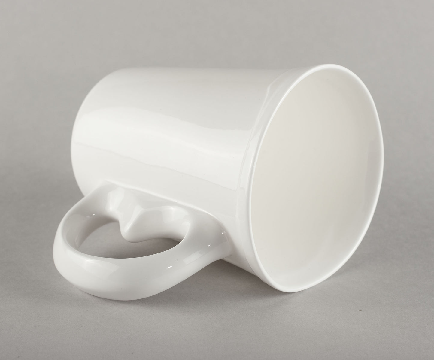 Porcelain Mug With No Snail