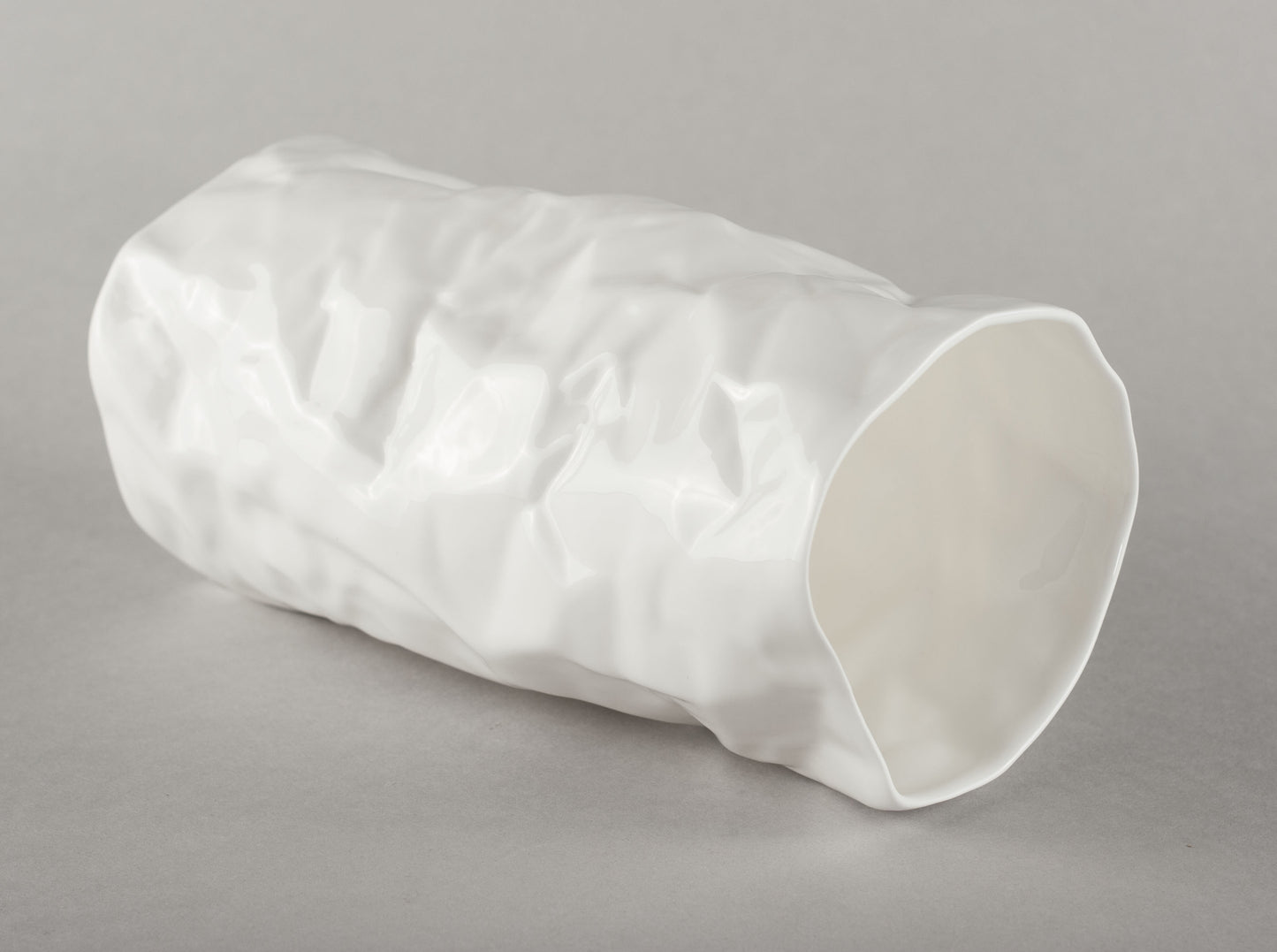 Porcelāna burzīta vāze