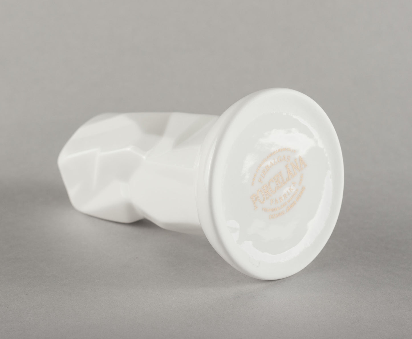 Porcelain Vase Iceberg