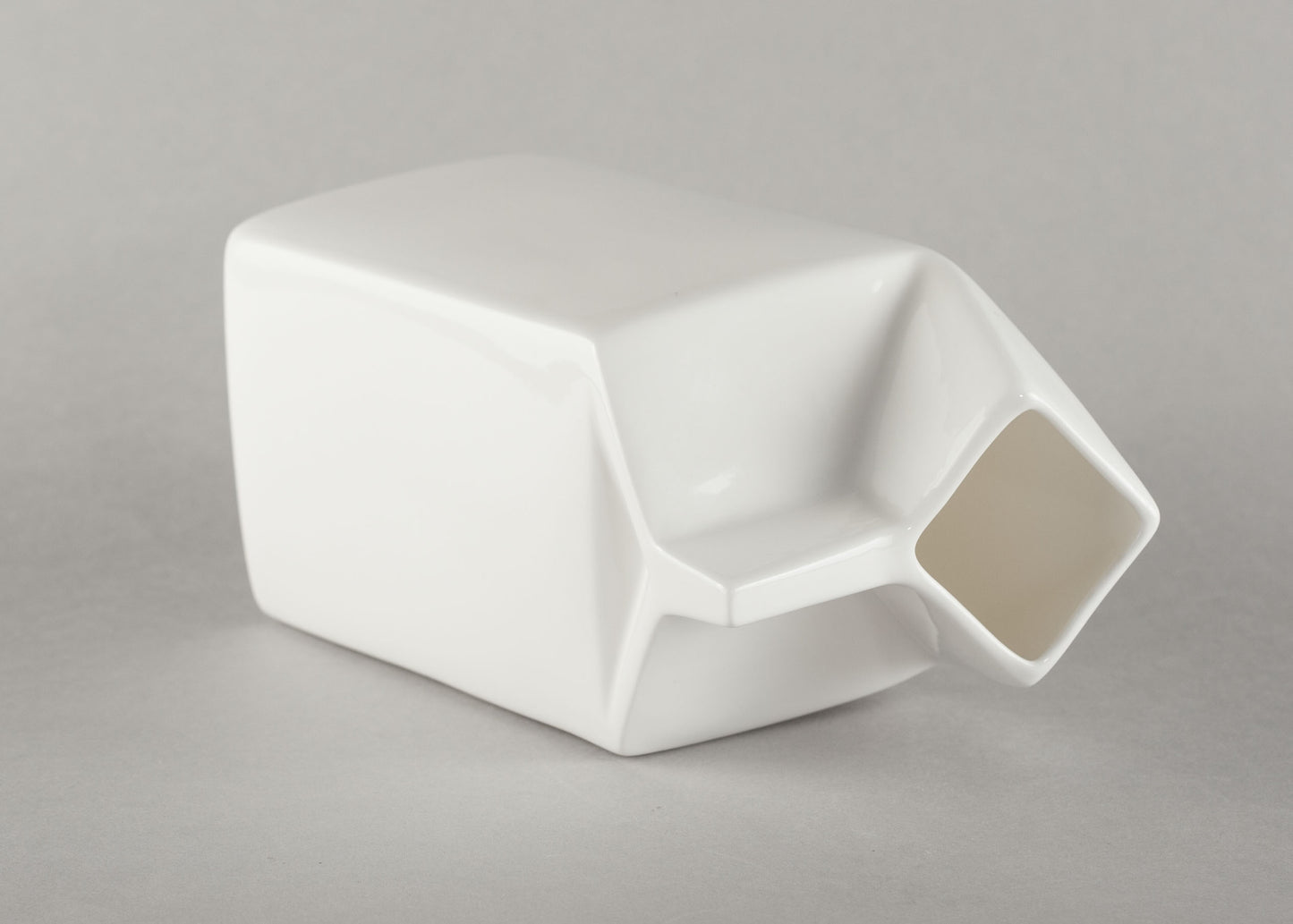 Porcelāna piena paka S
