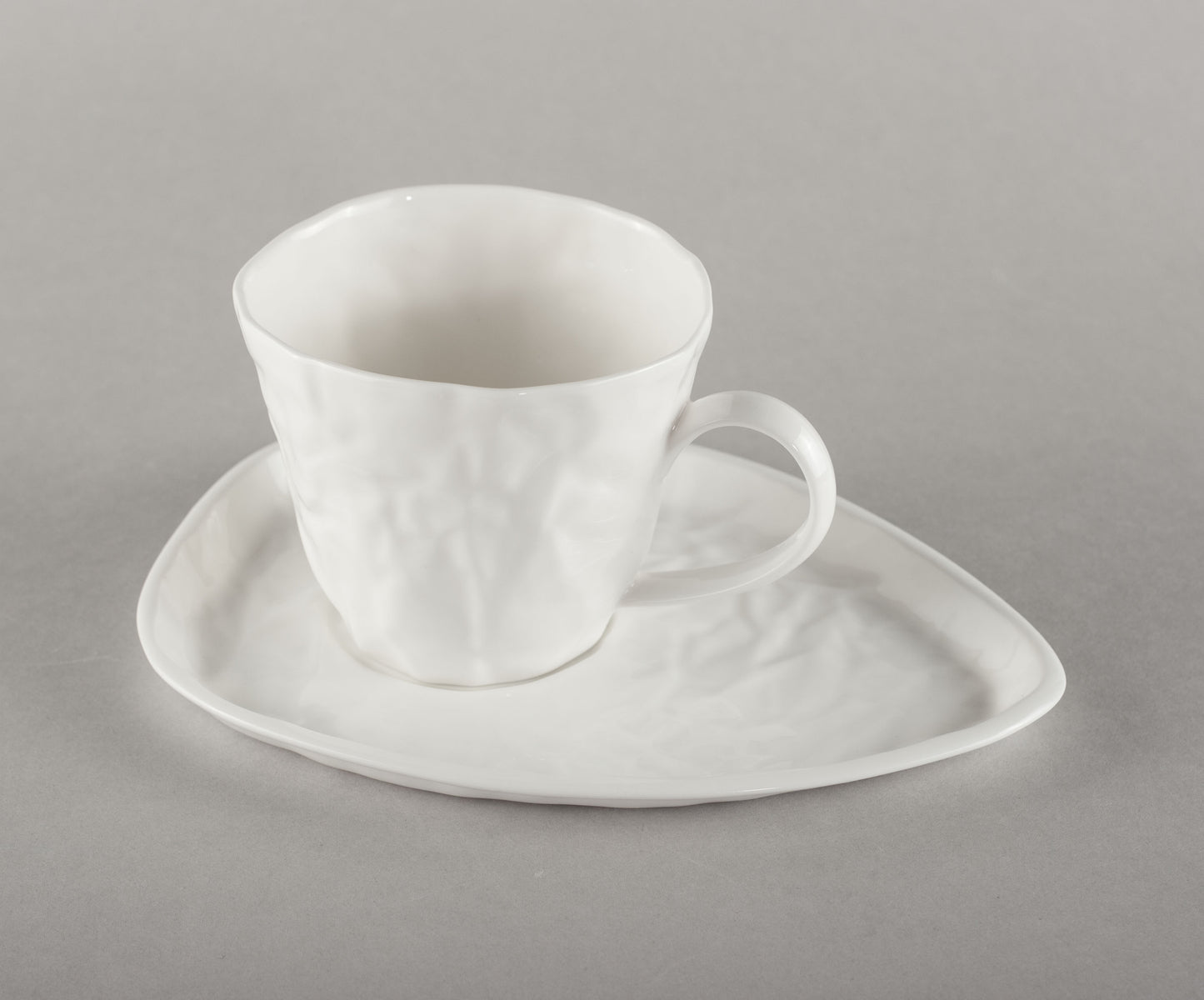 Porcelāna burzīta apakštase kafijas krūzei Co (krūze nav iekļauta)
