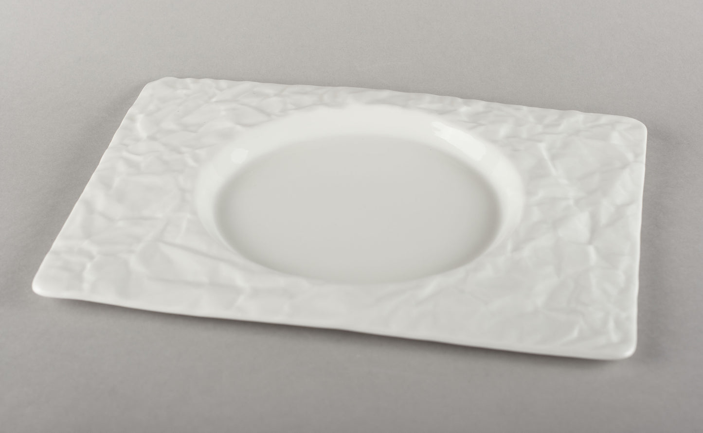 Porcelāna burzīts pusdienu šķīvis/aplis