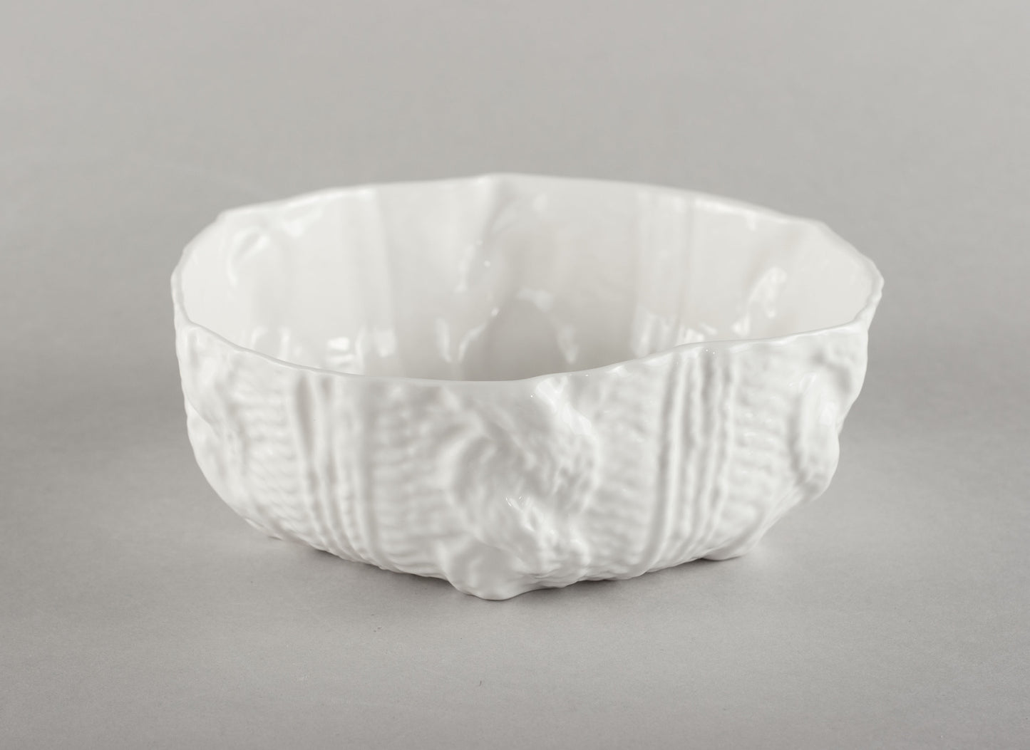Porcelāna adīta bļoda L