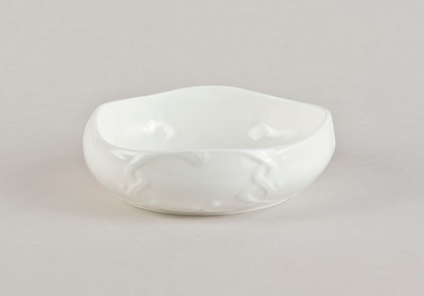 Porcelāna jūgendstila bļoda M