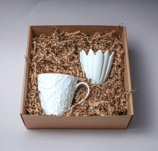 Gift sets. 2.3. 1 pcs Crumpled Tea Co Mug and 1 pcs Tea strainer Waterlilly