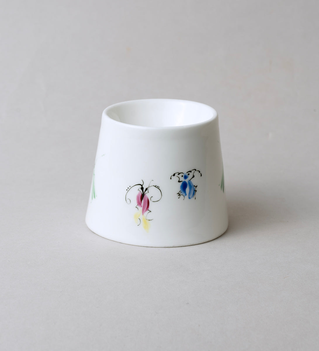 Beetle 6.3. Egg holder