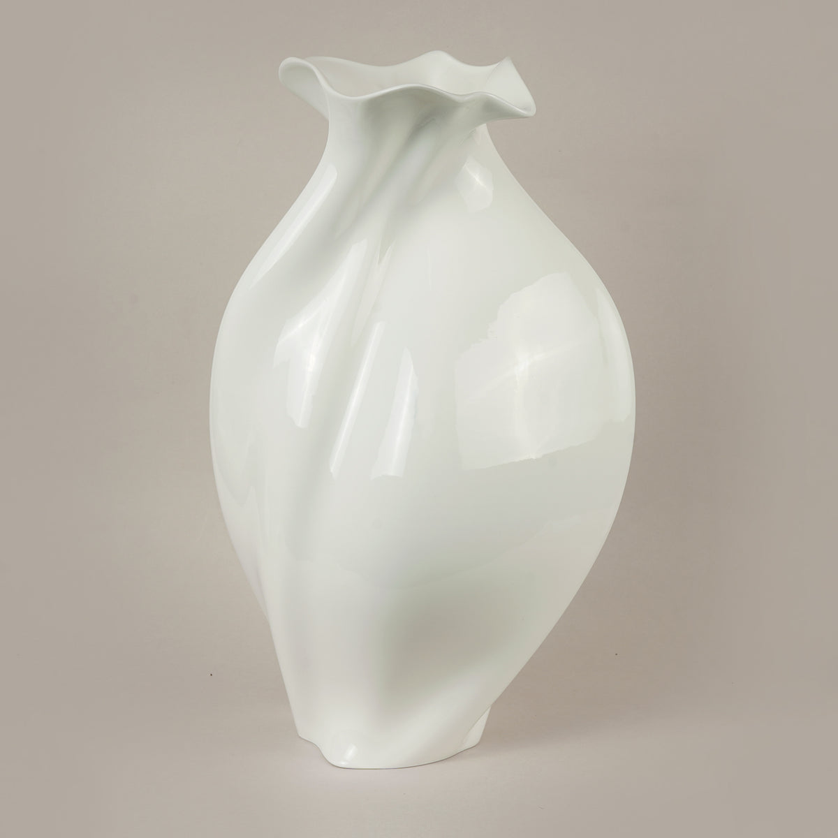 Porcelain Vase Matilde