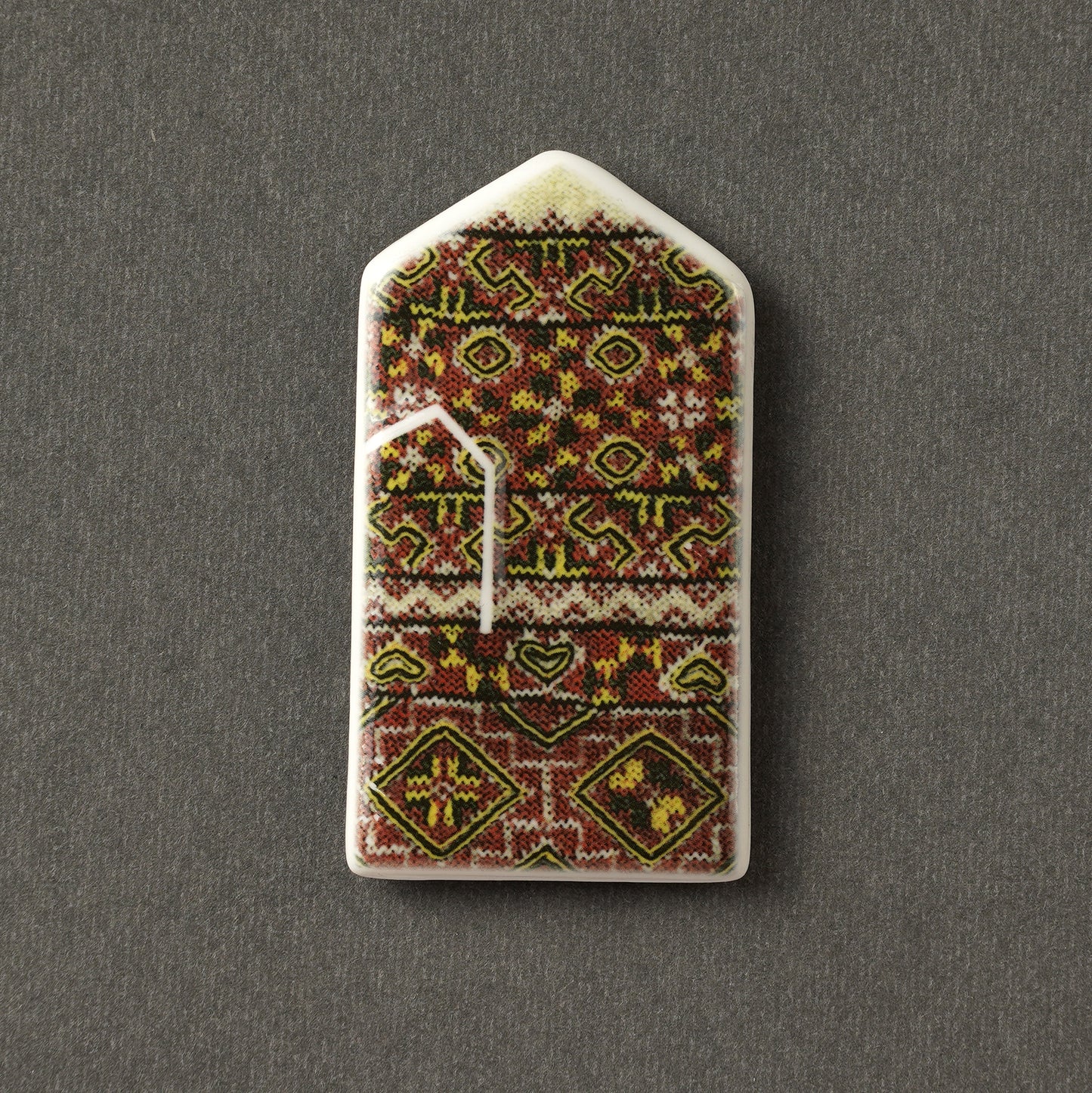 Porcelain Magnet - Gloves With Print