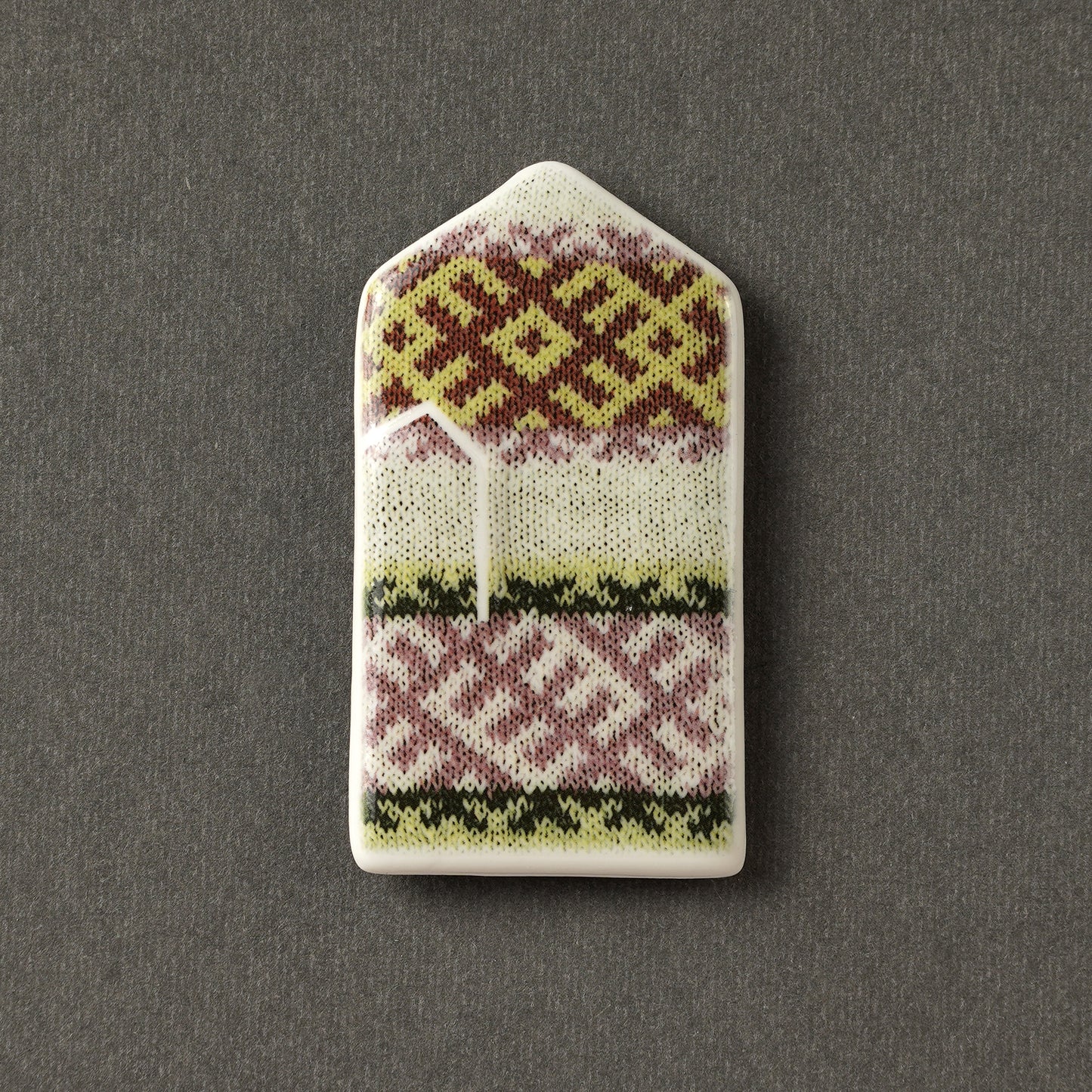 Porcelain Magnet - Gloves With Print