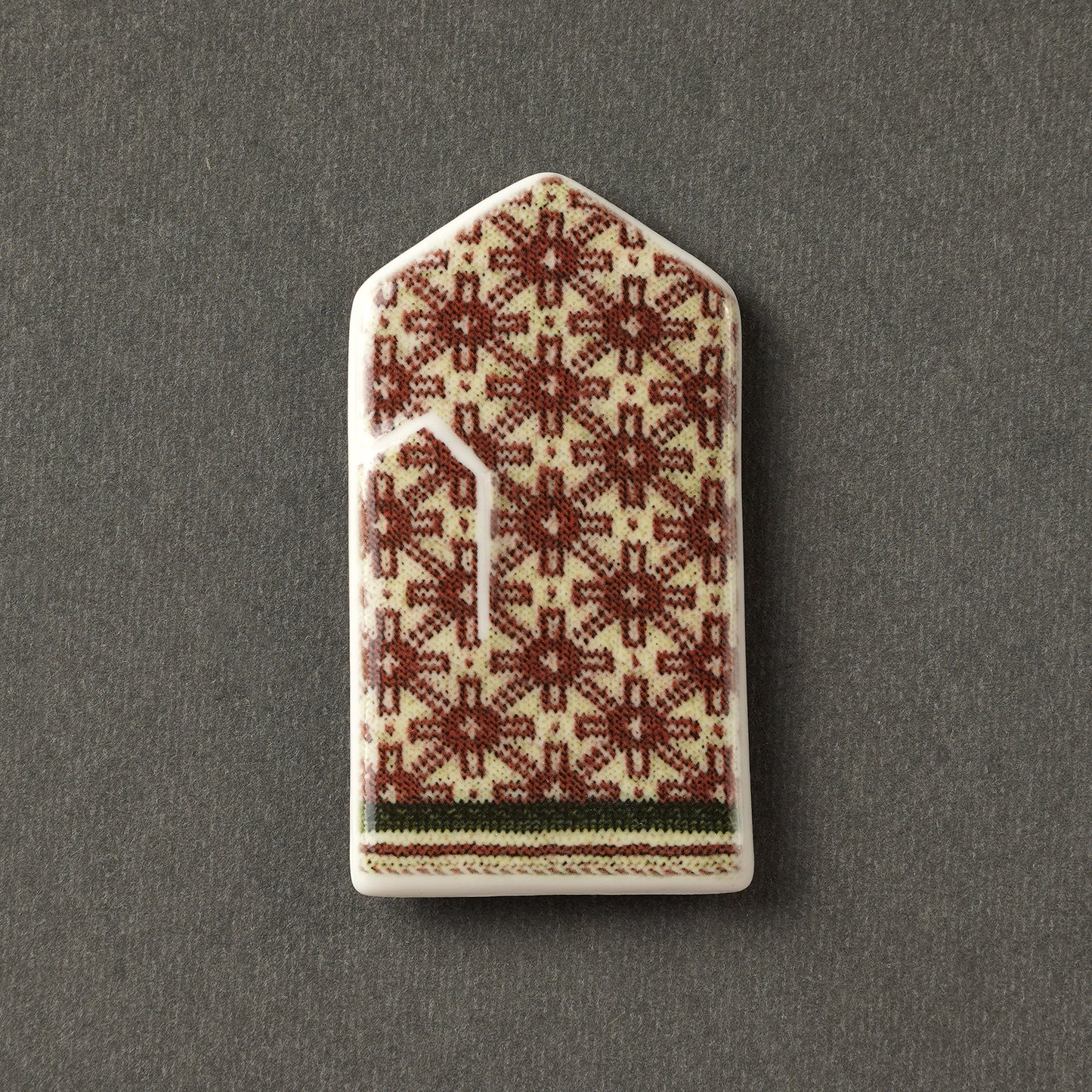 Porcelain Magnet - Gloves With Print
