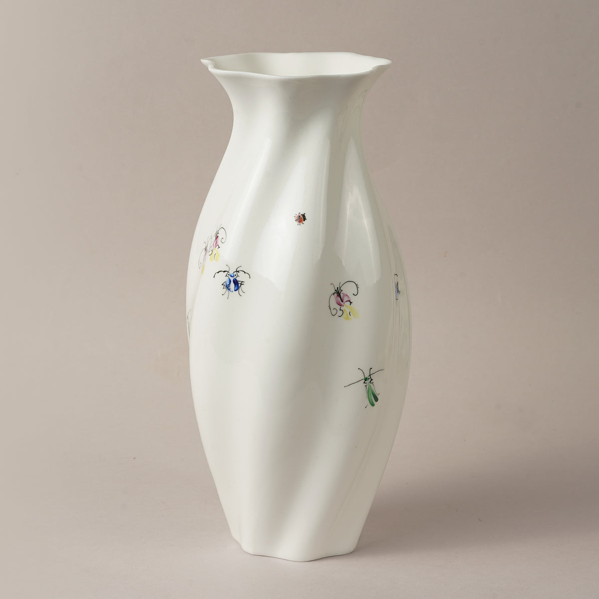 Beetle 5.3. Vase Dawn M