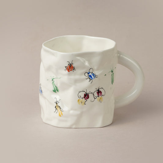 Kukaiņi 2.1. Burzīta tējas krūze