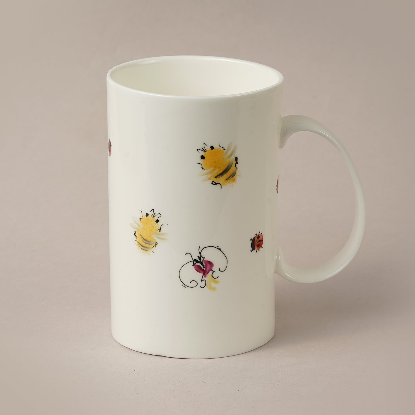 Kukaiņi 4.5. Cilindrs vidējais