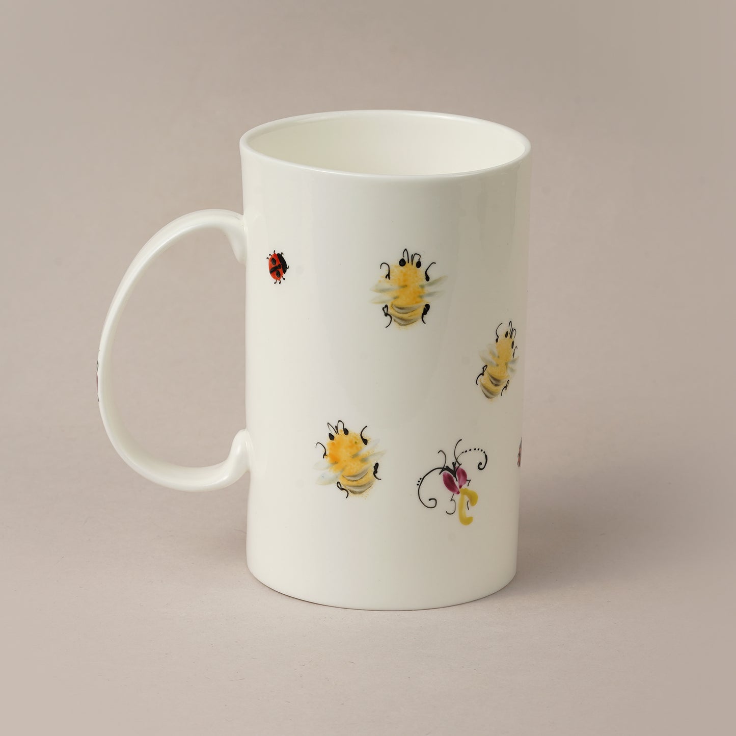 Kukaiņi 4.5. Cilindrs vidējais