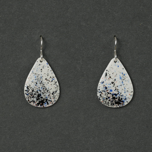 Kukaiņi. 2.5. Lāsītes M auskari