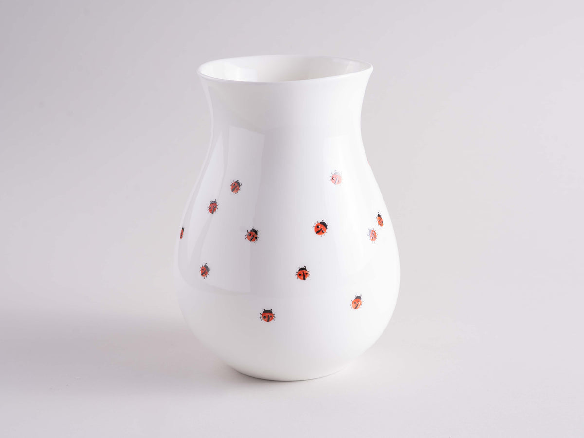 Beetle 5.2. Vase Emily