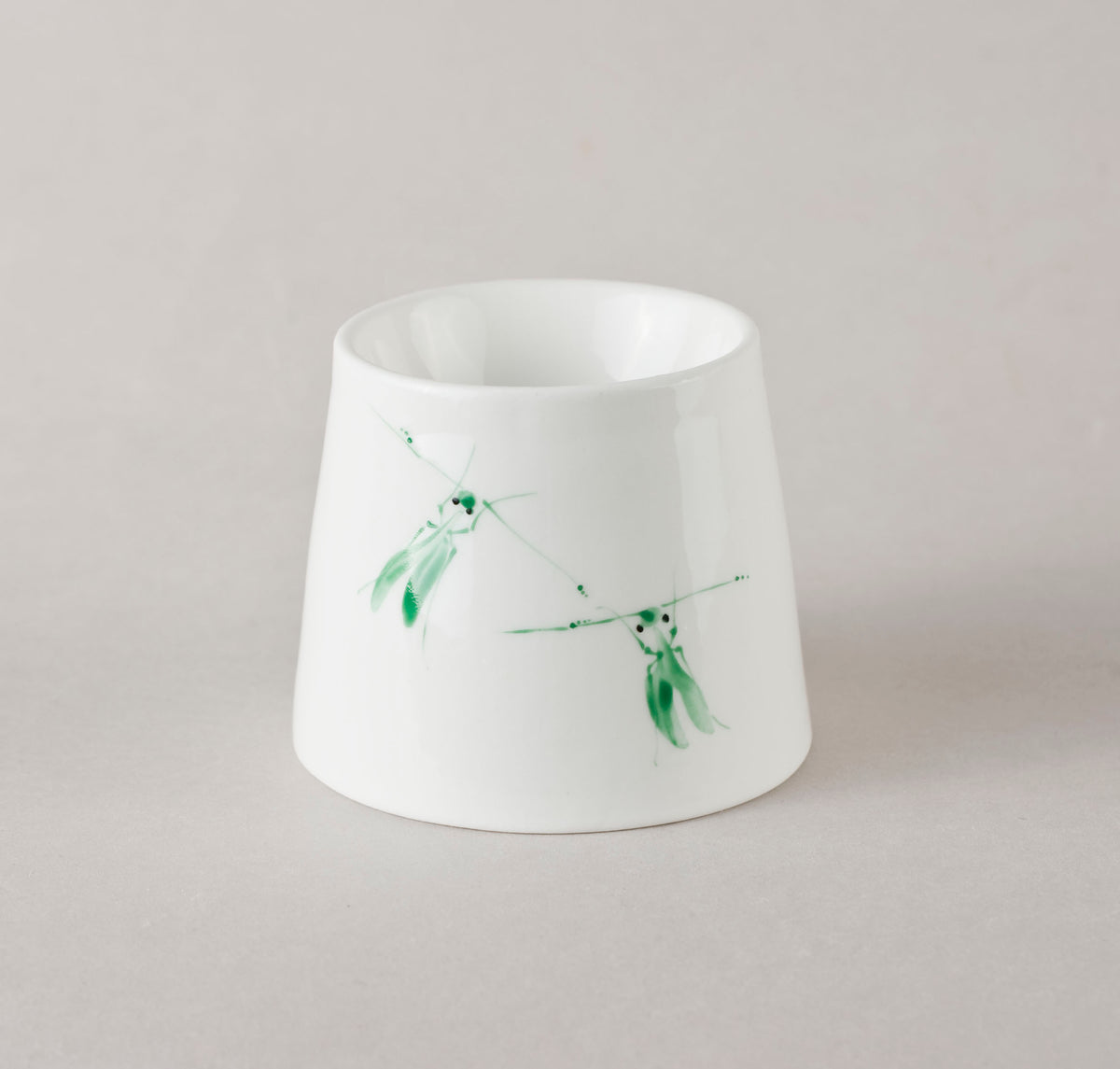 Beetle 6.5. Egg holder