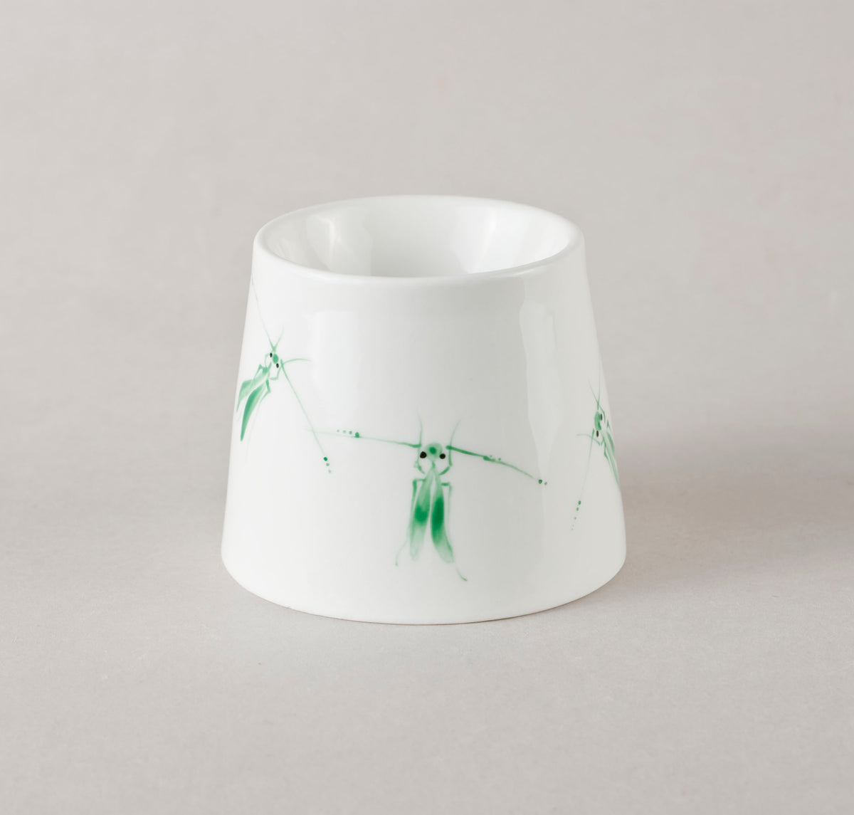 Beetle 6.5. Egg holder